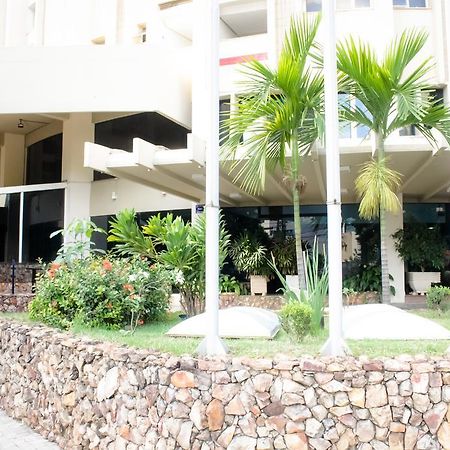 Flat Oeste La Residence Goiania Exterior photo