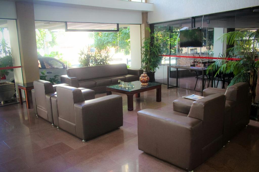 Flat Oeste La Residence Goiania Exterior photo